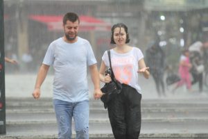 Doğu Anadolu'da sıcaklık d&uuml;ş&uuml;yor