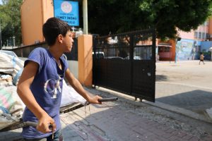 Ders zili onlar i&ccedil;in &ccedil;almadı
