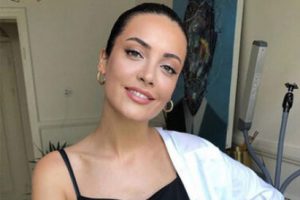 İrem Sak'ın doğal hallerine Murat Cemcir'den yorum