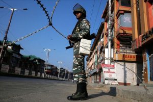 Cammu Keşmir'de gazetecilerin işlerini yapması engelleniyor