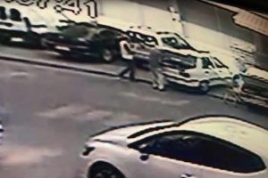 Emekli polise sopalı saldırı