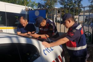 Bursa'da jandarmadan okul &ccedil;evresinde sıkı denetim