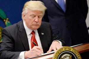 Trump, 11 Eyl&uuml;l'&uuml;n yıl d&ouml;n&uuml;m&uuml;nde imzaladı! Ağ genişliyor