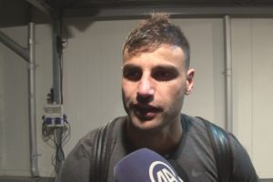 Deniz T&uuml;r&uuml;&ccedil;: "Gol&uuml;m&uuml; eşime armağan ediyorum"