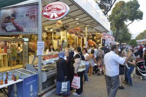 Bursa kestane şekeri İEF'ye damga vurdu