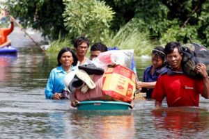 Tayland'daki sel felaketinde 32 kişi hayatını kaybetti
