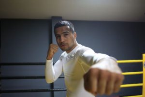 Shakhram Giyasov, farkındalık i&ccedil;in ringe &ccedil;ıktı