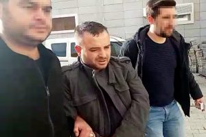 Eşini 25 yerinden bı&ccedil;aklayarak &ouml;ld&uuml;rd&uuml;: D&uuml;nya başıma yıkıldı