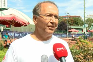 Durmuş: Tenisin d&uuml;nya kupasında birinci olmak gurur verici