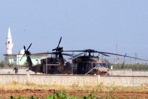 Ak&ccedil;akale'de helikopter, Telabyad'da iş makinesi hareketliliği