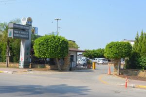 Belediyedeki işinden kovulduğunu iddia edip, tabancayla ateş a&ccedil;tı