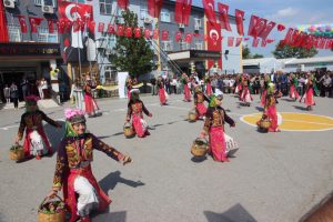 Bursa'da ilk&ouml;ğretim haftası kutlandı
