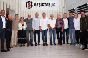 Beşiktaş efsanelerinden Abdullah Avcı'ya ziyaret