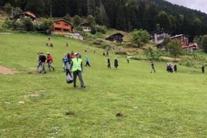 Ayder Yaylası'nda '&ccedil;&ouml;p' seferberliği