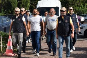 7 ilde FET&Ouml; operasyonu: 13 g&ouml;zaltı
