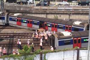 Hong Kong'da tren kazası