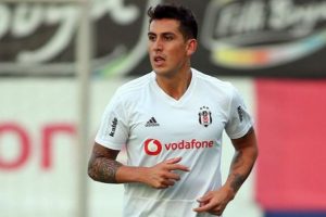 Beşiktaşlı Enzo Roco'da adale zorlanması