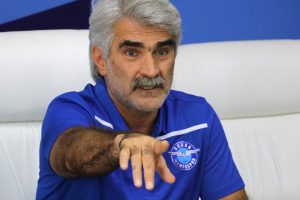 Uğur T&uuml;t&uuml;neker: "Takımın isteğinden &ccedil;ok memnunum"