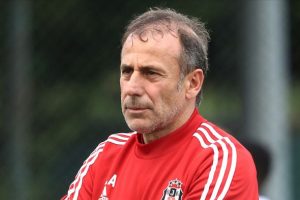 Beşiktaş Teknik Direkt&ouml;r&uuml; Avcı Avrupa'da yeni sayfa peşinde