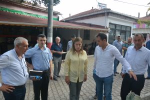 Bursa Gemlik'te k&ouml;ylerin sorunlarını belediye &ccedil;&ouml;z&uuml;yor
