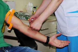 Prostat kanserinin tespiti i&ccedil;in PSA testi &ouml;nerisi