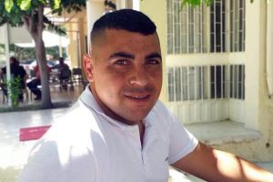 M&uuml;zikhole silahlı saldırı: 1 &ouml;l&uuml;, 1 yaralı
