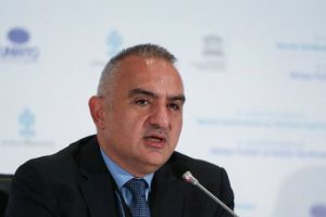 Bakan Ersoy'dan M&uuml;zekart a&ccedil;ıklaması