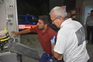 Yunanistan sınırında av t&uuml;feğiyle vuruldular!