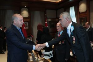 Cumhurbaşkanı Erdoğan, gazileri kabul etti