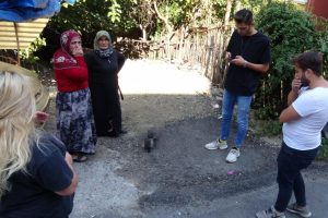 Ayakları kesik &ouml;l&uuml; kedi bulundu