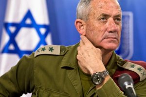 Gantz'dan Netanyahu'nun koalisyon &ccedil;ağrısına şartlı destek net