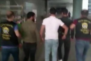 FET&Ouml;'den aranan 2 kişi Eskişehir'de yakalandı