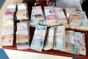 Adana'da yasa dışı bahis operasyonu: 55 g&ouml;zaltı kararı