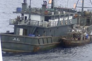 G&ouml;zaltına alınan Kuzey Koreli denizcilerden biri hayatını kaybetti