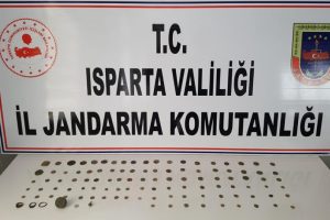 Roma D&ouml;nemi'ne ait &ccedil;ok sayıda sikke, y&uuml;z&uuml;k ve metal obje ele ge&ccedil;irildi