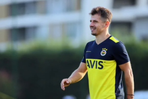 Emre Bel&ouml;zoğlu: "Derbi &ouml;ncesi taraftarımızı mutlu edelim"