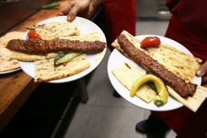 Adana '222 metrelik şişte et pişirme' rekoru kıracak