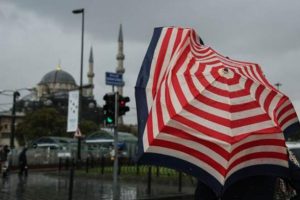 Meteorolojiden kuvvetli r&uuml;zgar uyarısı