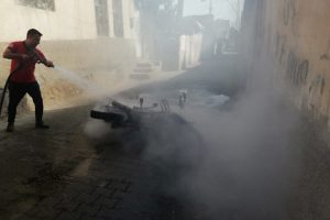 Seyir halindeki motosiklet alev aldı