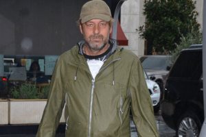 Bora Gencer alışveriş turunda
