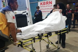 Bursa'da bir kişi silahla ayağından vuruldu, y&uuml;z&uuml;n&uuml; kapattı!