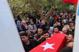Şehit Volkan Tant&uuml;rk i&ccedil;in helallik istendi