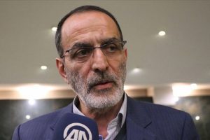İranlı muhafazakar siyaset&ccedil;iden Ruhani ve Zarif'e sert uyarı