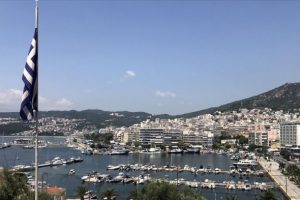 Yunanistan'da Thomas Cook'un iflasıyla 50 binden fazla turist mahsur kaldı