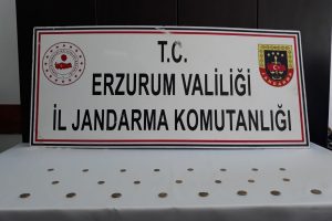 Erzurum'da 23 altın sikke ele ge&ccedil;irildi