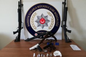 Zehir tacirlerine y&ouml;nelik operasyon d&uuml;zenlendi
