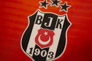 Beşiktaş hisselerinde 'istifa' etkisi