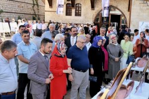 Kadınların el emeği g&ouml;z nuru eserleri g&ouml;r&uuml;c&uuml;ye &ccedil;ıktı