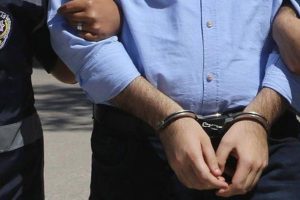 Yunanistan'a ka&ccedil;mak isteyen 2 FET&Ouml; ş&uuml;phelisi yakalandı