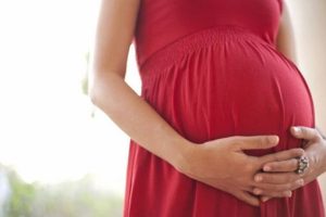 Eczaneden aldığı şeker testi nedeniyle &ccedil;ocuğuyla birlikte &ouml;ld&uuml;!